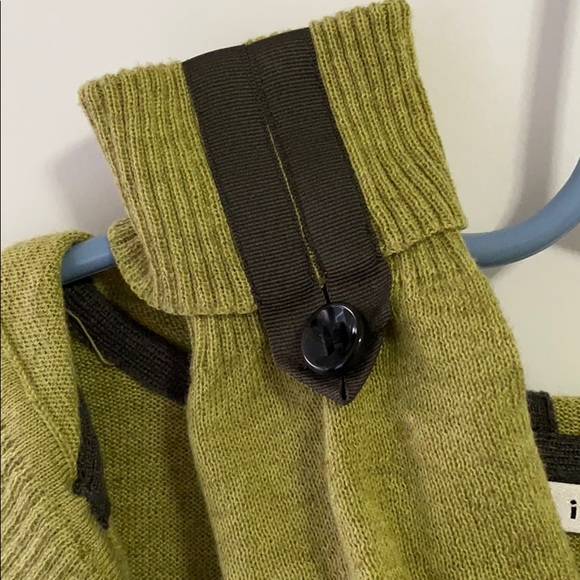 CAbi Cardigan - Picture 4 of 6